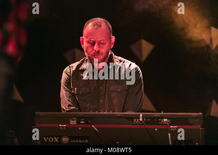 Norway, Oslo - November 24, 2017. The American indie rock band The War On Drugs performs a live concert at Oslo Spektrum. Here musician Jon Natchez is seen live on stage. (Photo credit: Gonzales Photo - Stian S. Moller). Stock Photo