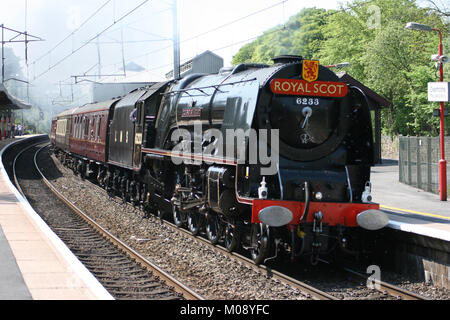 LMS Pacific Steam Locomotive No. 6233 Duchess of Sutherland at Oxenholme, 22nd May 2010 - Oxenholme, United Kingdom Stock Photo