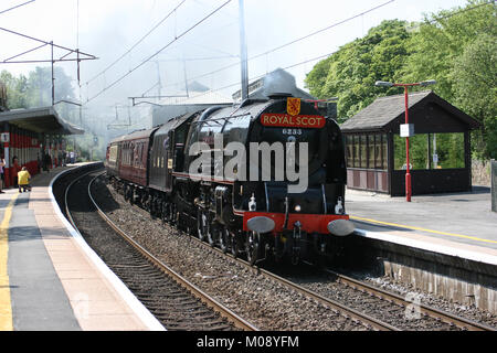 LMS Pacific Steam Locomotive No. 6233 Duchess of Sutherland at Oxenholme, 22nd May 2010 - Oxenholme, United Kingdom Stock Photo