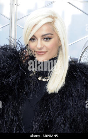 New York City. 16th Jan, 2018. Bebe Rexha visits The Empire State Building on January 16, 2018 in New York City. | Verwendung weltweit/picture alliance Credit: dpa/Alamy Live News Stock Photo