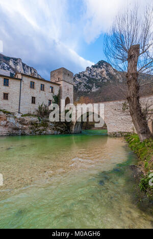 Abbazia di San Vittore alle Chiuse (Italy) - A medieval village in stone with catholic abbey in the municipal og Genga, Marche region, beside Frasassi Stock Photo