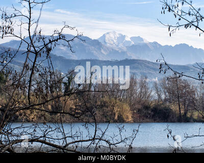 Apuan Alps View From La Spezia In Italy Stock Photo Alamy apuan-alps-view-from-la-spezia-in-italy-stock-photo-alamy