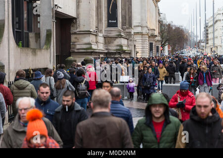 South Kensington, London, UK. 20th Jan, 2018. The miserable London weather with cold temperatures and fine drizzle draws crowds of Londoners and tourists to Victoria and Albert Museum (V&A) and Natural History Museum in London. The Natural History museum had queues of around one hour according to patiently waiting visitors. Credit: Imageplotter News and Sports/Alamy Live News Stock Photo