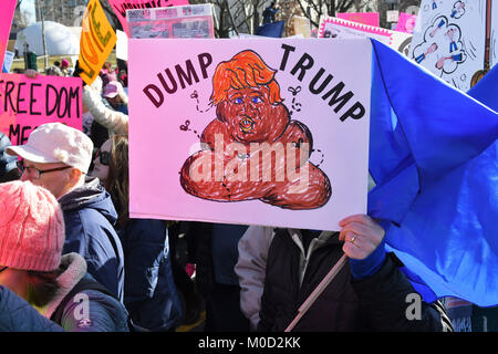 Philadelphia, Pennsylvania, USA. 20th Jan, 2018. Thousands of Women and Men marched down Philadelphia's famous Ben Franklin Parkway in protest of President Trump and his administration. The crowd was estimated to be larger than last year's women's march. Credit: Ricky Fitchett/ZUMA Wire/Alamy Live News Stock Photo