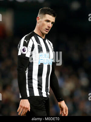 Newcastle United's Ciaran Clark during the Premier League match at the Etihad Stadium, Manchester. PRESS ASSOCIATION Photo. Picture date: Saturday January 20, 2018. See PA story SOCCER Man City. Photo credit should read: Martin Rickett/PA Wire. RESTRICTIONS: EDITORIAL USE ONLY No use with unauthorised audio, video, data, fixture lists, club/league logos or 'live' services. Online in-match use limited to 75 images, no video emulation. No use in betting, games or single club/league/player publications. Stock Photo