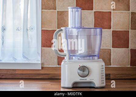 Kenwood Chef Electric Mixer. costs £31 10s - 7 February 1959 Stock Photo -  Alamy