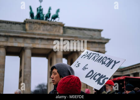 Berlin, Germany. 21st Jan, 2018. A man seen holding a placard as hundreds protest at the Women's march in Berlin for the rights of women all over the world. Credit: Lorena De La Cuesta/SOPA/ZUMA Wire/Alamy Live News Stock Photo