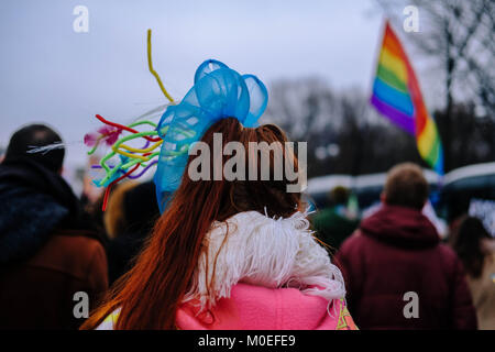 Berlin, Germany. 21st Jan, 2018. Hundreds protest at the Women's march in Berlin for the rights of women all over the world. Credit: Lorena De La Cuesta/SOPA/ZUMA Wire/Alamy Live News Stock Photo