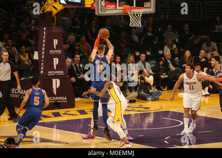 Los Angeles, CA, USA. 21st Jan, 2018. New York Knicks forward Kristaps Porzingis (6) shooting during the New York Knicks vs Los Angeles Lakers at Staples Center on January 21, 2018. (Photo by Jevone Moore) Credit: csm/Alamy Live News Stock Photo