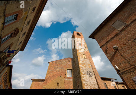 San Gervasio and San Protasio Cathedral with the Civic Tower, Città della Pieve, Umbria, Italy Stock Photo