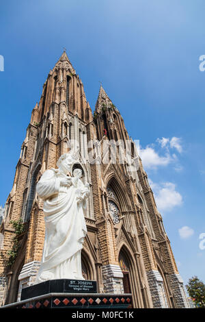 India, Karnataka, Mysore, St. Philomena's Cathedral Stock Photo