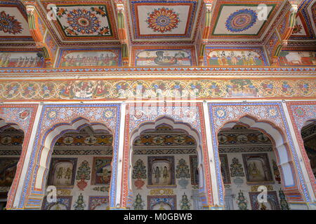 NAWALGARH, RAJASTHAN, INDIA - DECEMBER 25, 2017: details of paintings inside Poddar Haveli Stock Photo