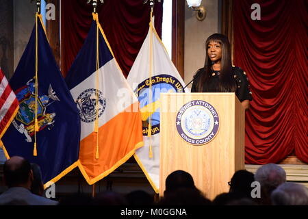 New York City, United States. 21st Jan, 2018. Lu-Shawn Thompson, widow of previous DA, speaks. DA-elect Eric Gonzalez was sworn in officially by NY State Chief Justice Janet DiFiore as King's County's 33rd District Attorney. Gonzalez recited the pledge surrounded by his wife, children & mother. He will be New York City's first Latino district attorney. Credit: Andy Katz/Pacific Press/Alamy Live News Stock Photo