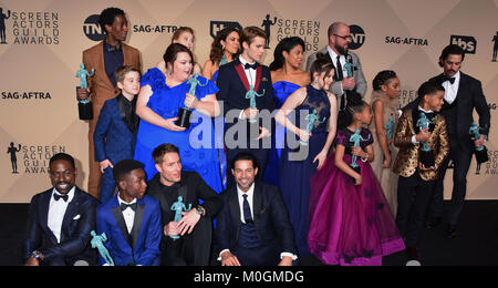 Los Angeles, USA. 21st Jan, 2018. This Is Us cast 262 in the press room at the 24th Annual Screen Actors Guild Awards at The Shrine Auditorium on January 21, 2018 in Los Angeles, California Credit: Tsuni / USA/Alamy Live News Stock Photo