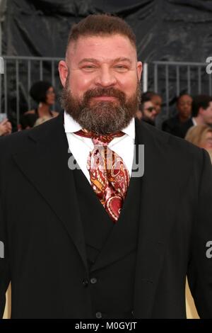 Los Angeles, CA, USA. 21st Jan, 2018. Brad William Henke at arrivals for 24th Annual Screen Actors Guild Awards - Arrivals 3, Shrine Auditorium, Los Angeles, CA January 21, 2018. Credit: Priscilla Grant/Everett Collection/Alamy Live News Stock Photo