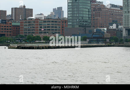 Pier 54 of The Chelsea Piers, Chelsea, west of the West Side Highway, West Side of Manhattan, Eleventh Avenue and Hudson River Park, east of the Hudso Stock Photo