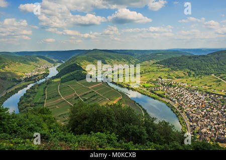 River Moselle loop at village Bremm Stock Photo
