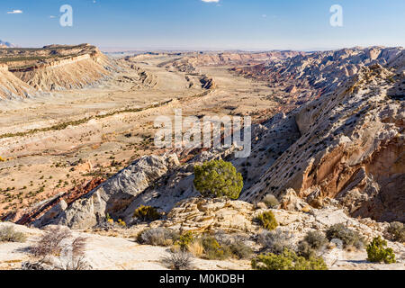 Expansive view of the Waterpocket Fold monocline from the Strike Valley Overlook in Capitol Reef National Park, Utah. Stock Photo