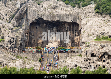 Fengxiangsi Cave, the main one in the Longmen Grottoes in Luoyang, Henan, China. Longmen is one of the 3 major Buddhist caves of China, and a World he Stock Photo