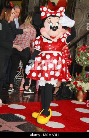 Hollywood, California, USA. 22nd Jan, 2018. Disney's Leading Lady Minnie Mouse Celebrates Her 90th Anniversary With Star On The Hollywood Walk Of Fame .6834 Hollywood Boulevard in front the El Capitan Theatre, Hollywood, CA, USA.01/22/2018.MINNIE MOUSE . © Clinton H.Wallace/Photomundo International/ Photos Inc Credit: Clinton Wallace/Globe Photos/ZUMA Wire/Alamy Live News Stock Photo