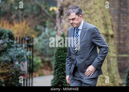 London, UK. 23rd January, 2018. Julian Smith MP, Chief Whip, arrives at 10 Downing Street for a meeting. Credit: Mark Kerrison/Alamy Live News Stock Photo