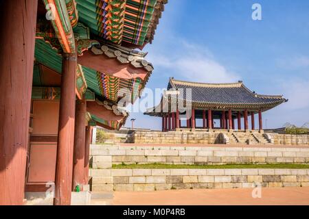 South Korea,Gyeonggi province,Suwon,Hwaseong fortress listed as World Heritage by UNESCO,built between 1794 and 1796 under the orders of King Jeongjo,Yeonmudae guard post Stock Photo