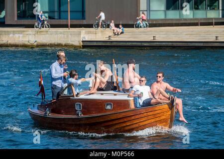 Denmark,Zealand,Copenhagen,young boaters on the Inderhavnen Canal Stock Photo