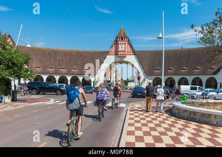 France,Pas-de-Calais,Le Touquet-Paris-Plage,the covered market (1929) Stock Photo