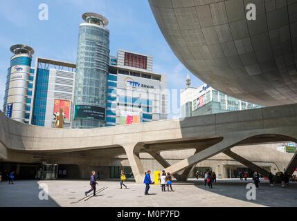 South Korea,Seoul,Jung-gu district,the Dongdaemun Design Plaza,also called the DDP,by the architect Zaha Hadid,is a major urban development landmark inaugurated on March 2014 Stock Photo