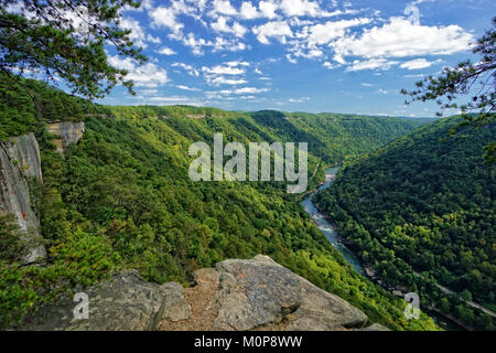 New River Gorge Endless Wall trail at Diamond Point West Virginia Stock Photo