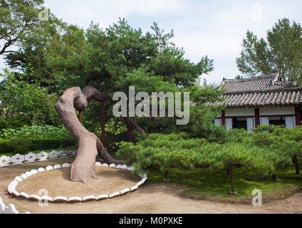 Garden of the former royal villa of Ri Song Gye founder of the choson dynasty, South Hamgyong Province, Hamhung, North Korea Stock Photo