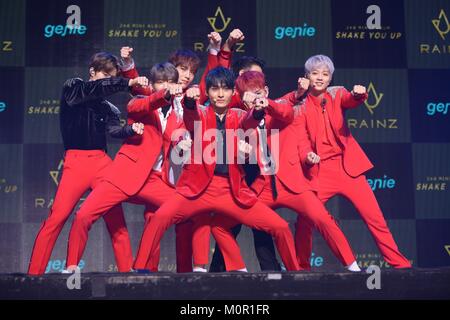 Seoul, Korea. 23rd Jan, 2018. RAINZ hold showcase in Seoul, Korea on 23th January, 2018.(China and Korea Rights Out) Credit: TopPhoto/Alamy Live News Stock Photo