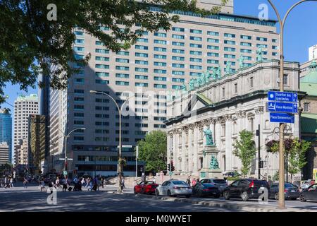 Canada,Quebec province,Montreal,Downtown,Rene-Levesque Boulevard,Mary Queen of the World Basilica Cathedral,Queen Elizabeth Luxury Hotel Stock Photo