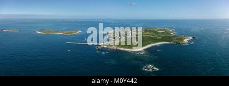 France,Finistere,Le Conquet,Molene archipelago,Molene and Ledenez Vraz islands (aerial view) Stock Photo