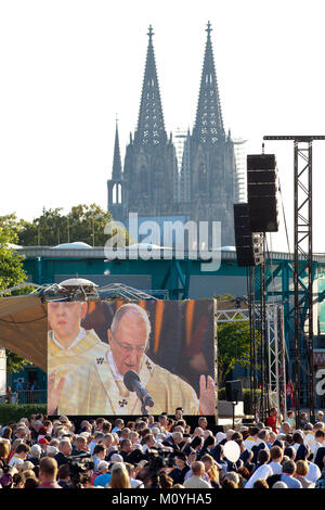 Germany, Cologne, opening worship of the Eucharistic Congress 2013 at the Tanzbrunnen in the district Deutz.  Deutschland, Koeln, Eroeffnungsgottesdie Stock Photo