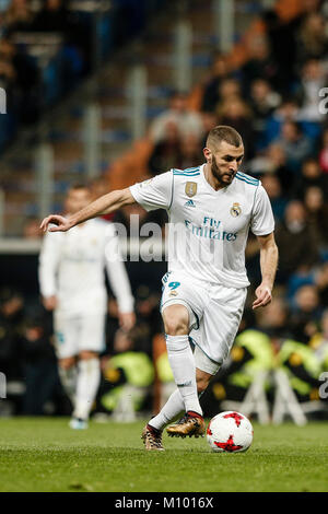 Karim Benzema (Real Madrid) controls the ball Copa del Rey match between Real Madrid vs Leganes FC at the Santiago Bernabeu stadium in Madrid, Spain, January 23, 2018. Credit: Gtres Información más Comuniación on line, S.L./Alamy Live News Stock Photo