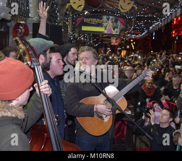 Hozier, Glen Hansard and the Corona's join the traditional Christmas Eve Busk in Dublin's Grafton Street area  Featuring: Glen Hansard, Danny O'Reilly, Hozier Where: Dublin, Ireland When: 24 Dec 2017 Credit: Brightspark Photos/WENN.com Stock Photo