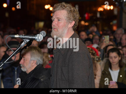 Hozier, Glen Hansard and the Corona's join the traditional Christmas Eve Busk in Dublin's Grafton Street area  Featuring: Glen Hansard Where: Dublin, Ireland When: 24 Dec 2017 Credit: Brightspark Photos/WENN.com Stock Photo