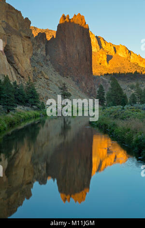 Reflections along the Crooked River in Smith Rock State Park in Oregon. Stock Photo