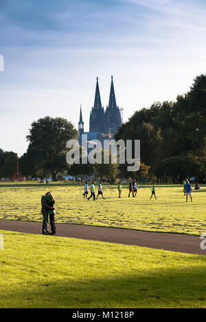 Germany, Cologne, the Rhine park in the district Deutz, view to the cathedral.  Deutschland, Koeln, der Rheinpark in Deutz, Blick zum Dom. Stock Photo
