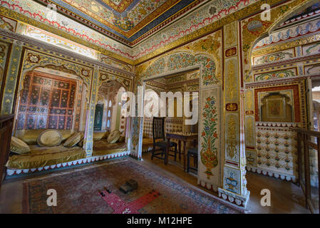 Balcony ; lattice work Jharokha ; Jaisalmer ; Rajasthan ; India ; Asia ...