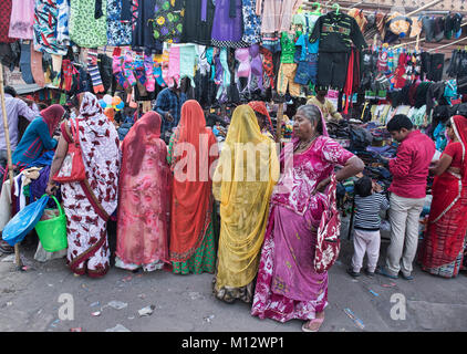 Women shopping in the bazaar of Jodhpur, Rajasthan, India Stock Photo