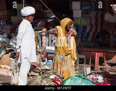 Shopping in the bazaar of Jodhpur, Rajasthan, India Stock Photo