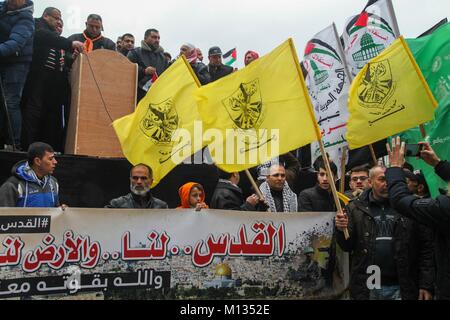 Gaza, Palestine. 26th Jan, 2018. Palestinians take part in a protest against US President Donald Trump's decision to recognize Jerusalem as the capital of Israel in Jabalia in the northern Gaza Strip. Credit: Ramez Habboub/Pacific Press/Alamy Live News Stock Photo