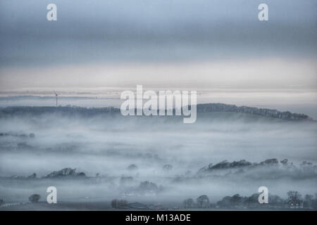 Firle, East Sussex. 26th January 2018. Morning mist in the South Downs National Park, near Firle, East Sussex, on a bright but cold day in the South Credit:  Peter Cripps/Alamy Live News Stock Photo