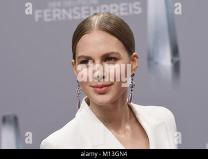 Cologne, Germany. 26th Jan, 2018. The actress Alicia von Rittberg arrives for the 19th German Television Awards in the Cologne Palladium in Cologne, Germany, 26 January 2018. Credit: Henning Kaiser/dpa/Alamy Live News Stock Photo