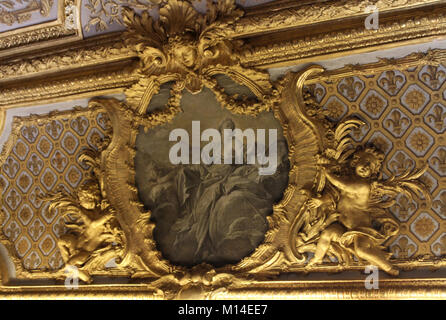 'The Royal Virtue', Roccoco ceiling (1729-35) with Grisaille painting by François Boucher (1703-70), from design by Robert de Cotte. Queens Bedchamber Stock Photo