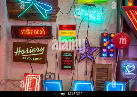 Neon signs available for hire from Gods Own Junkyard in Walthamstow, London. Photo date: Friday, January 26, 2018. Photo: Roger Garfield/Alamy Stock Photo