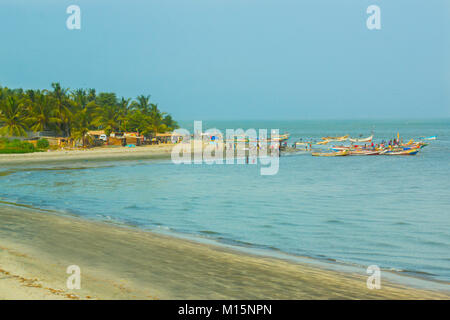 Boats on the shoreline of Banjul in Gambia, West Africa Stock Photo