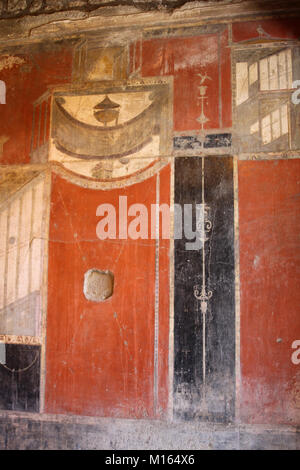 Ancient Pompeii - Thermopolium of Asellina with old food serving ...